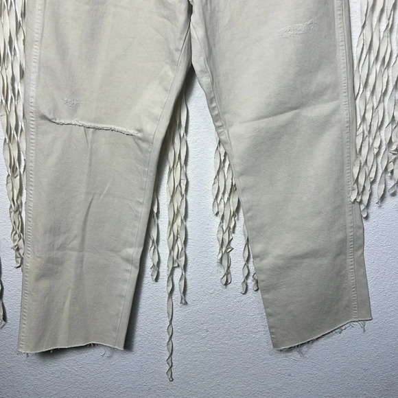 AMO Loverboy Distressed High Rise Denim in Vintage White Size 31 Button Fly - Picture 4 of 15